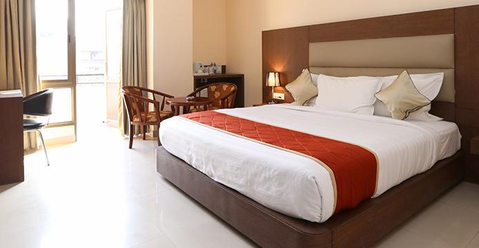 The Contour Hotel Guwahati Bagian luar foto